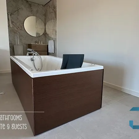 Holiday home Arada - 4 In 1 Private Property, Free Parking And Hot Tub *