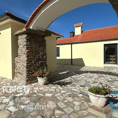 Arada - 4 In 1 Private Property, Free Parking And Hot Tub Holiday home Arada (Aveiro)