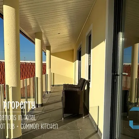 Arada - 4 In 1 Private Property, Free Parking And Hot Tub