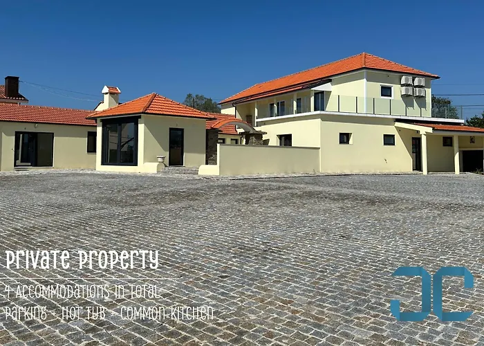 Arada - 4 In 1 Private Property, Free Parking And Hot Tub Feriehus