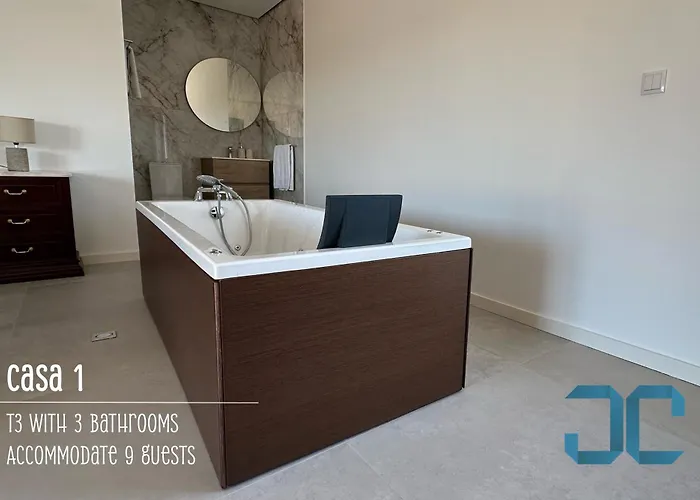 Feriehus Arada - 4 In 1 Private Property, Free Parking And Hot Tub *