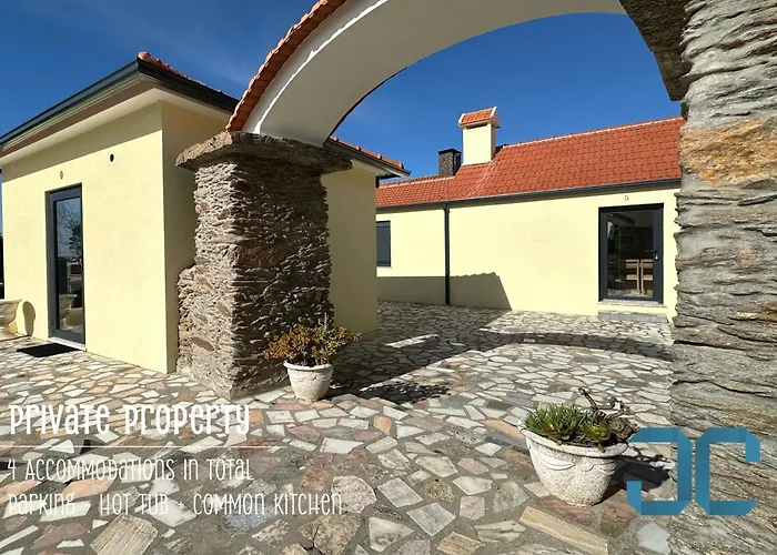 Arada - 4 In 1 Private Property, Free Parking And Hot Tub Semesterbostad Arada (Aveiro)