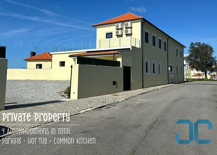 Semesterbostad Arada - 4 In 1 Private Property, Free Parking And Hot Tub